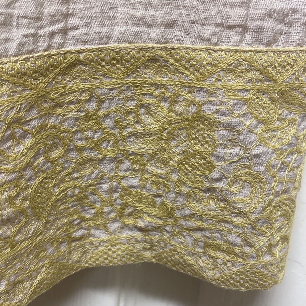 Lightweight top - Picture 2 of 4